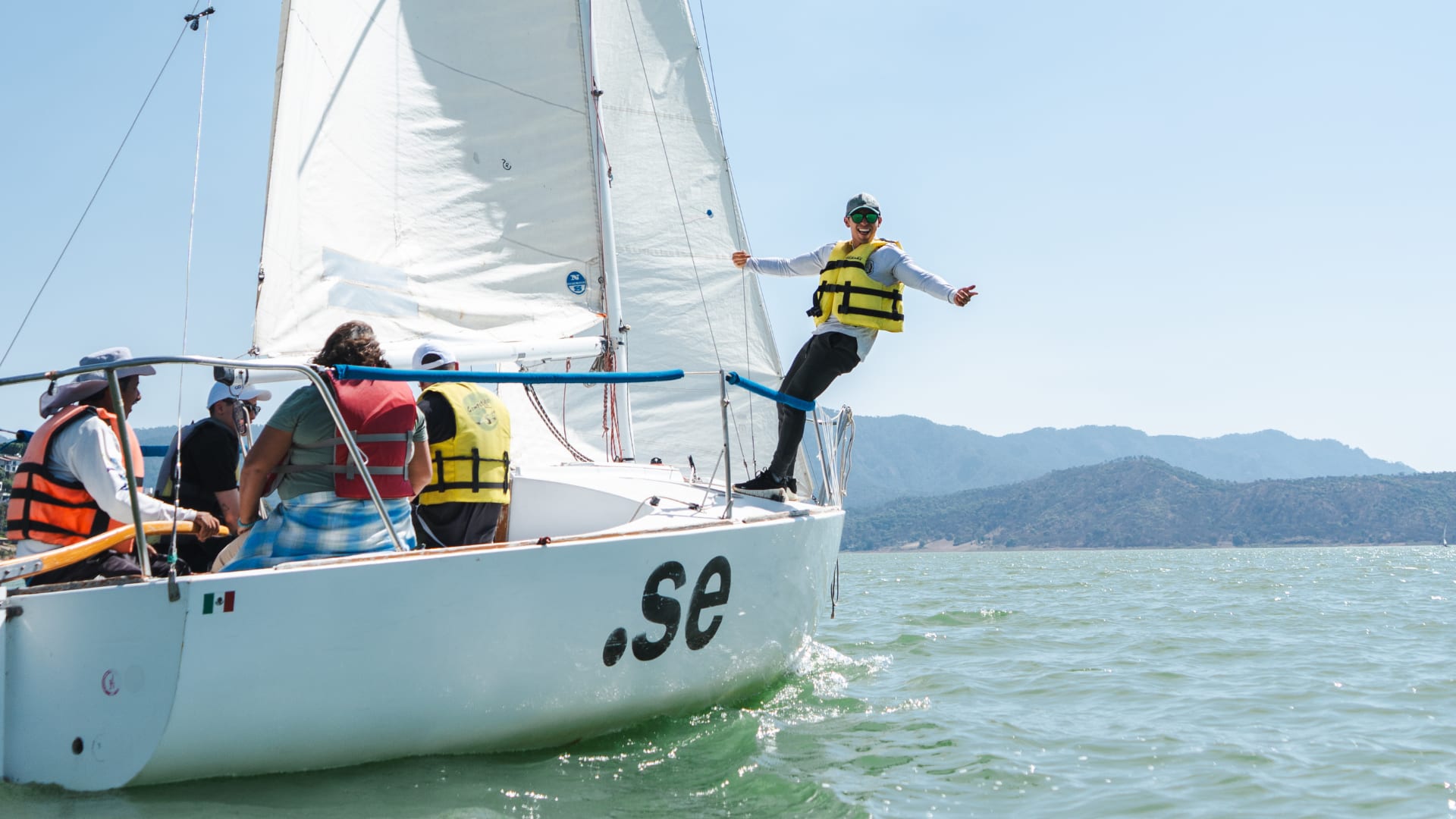 Regata — 3
